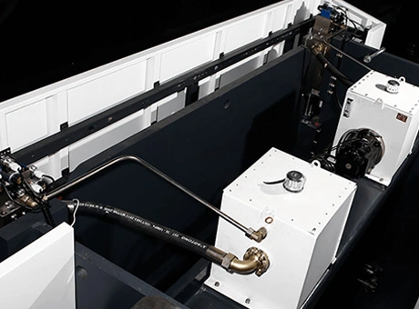 하이브리드 서보 ECO 기능에서 프레스 브레이크의 응용