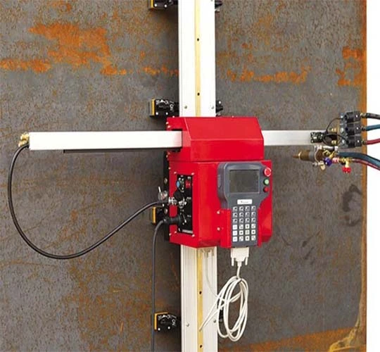 HNC-100K 휴대용 자기 수직 CNC 플라즈마 및 화염 절단기